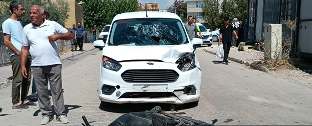 Motosiklet Kazası Güvenlik Kamerasına Yansıdı