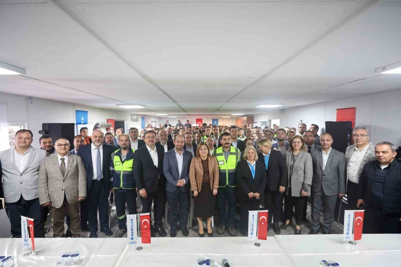 1 Mayıs Coşkusu: Başkan Fatma Şahin Emekçileri Unutmadı