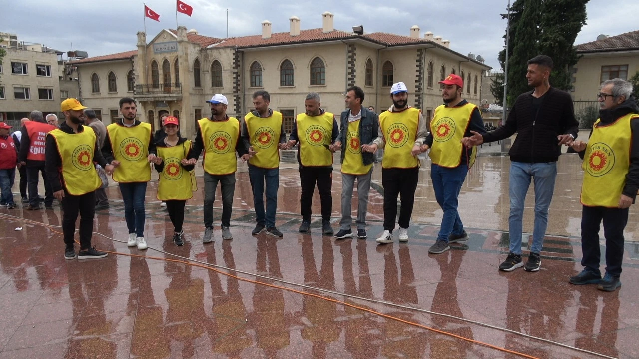 1 Mayıs Emek ve Dayanışma Günü Halaylarla Coşkuyla Kutlandı