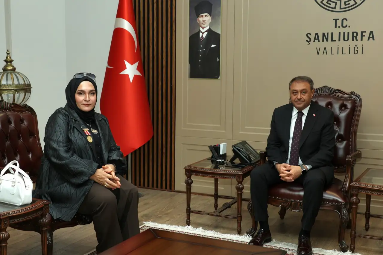15 Temmuz Şehidinin Eşi Şanlıurfa Valisine Konuk Oldu