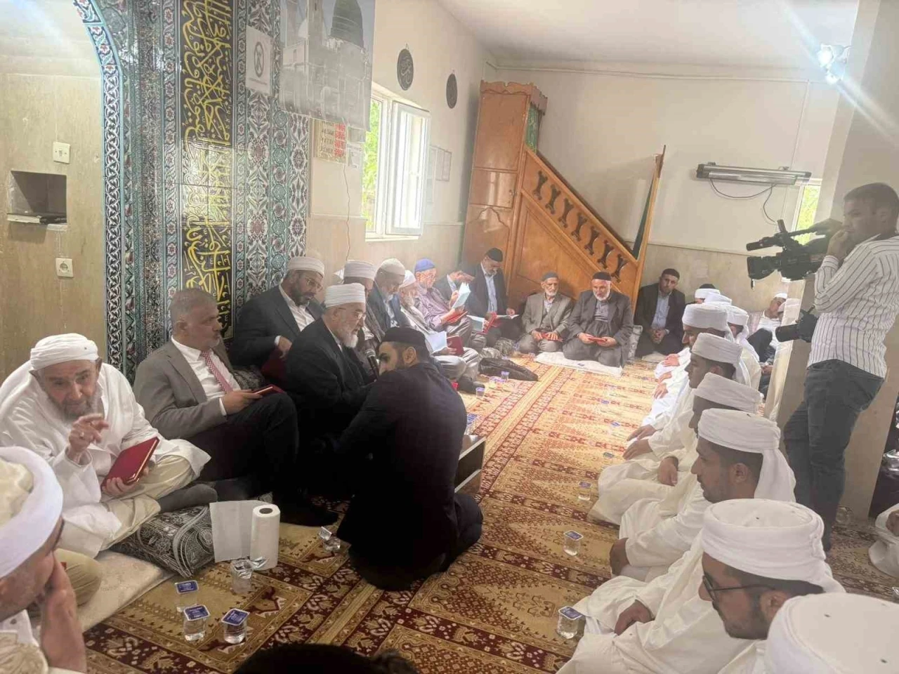 16 Medrese Talebesi İcazetle Taçlandı