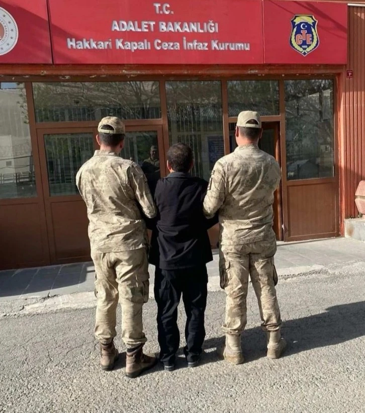 4 Ayrı Suçtan Aranan Şahıs Hakkari'de Yakalandı