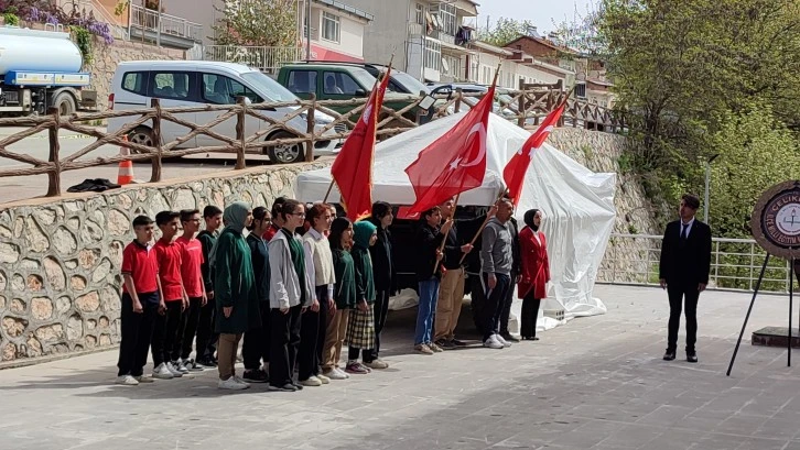 Adıyaman Çelikhan'da 23 Nisan Coşkusu: Bayram Törenleri Göz Kamaştırdı