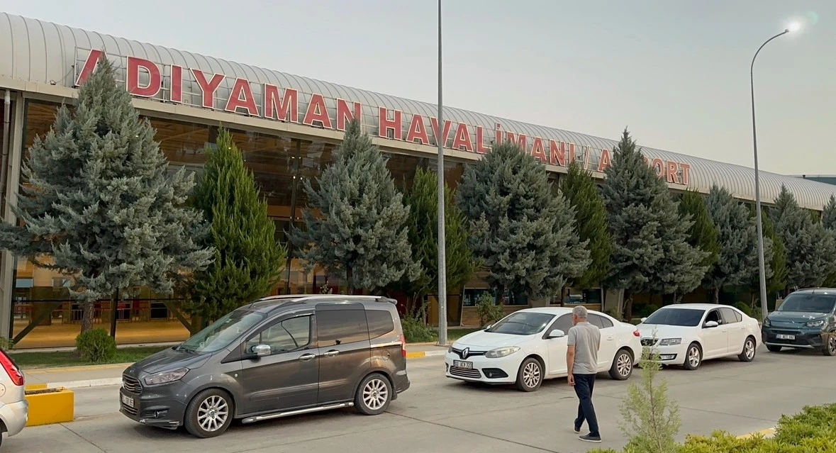 Adıyaman Havalimanında Silahlı Saldırı