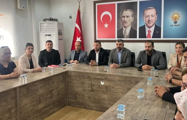 AK Parti Mardin Milletvekili Faruk Kılıç'tan Artuklu İlçe Teşkilatına Ziyaret