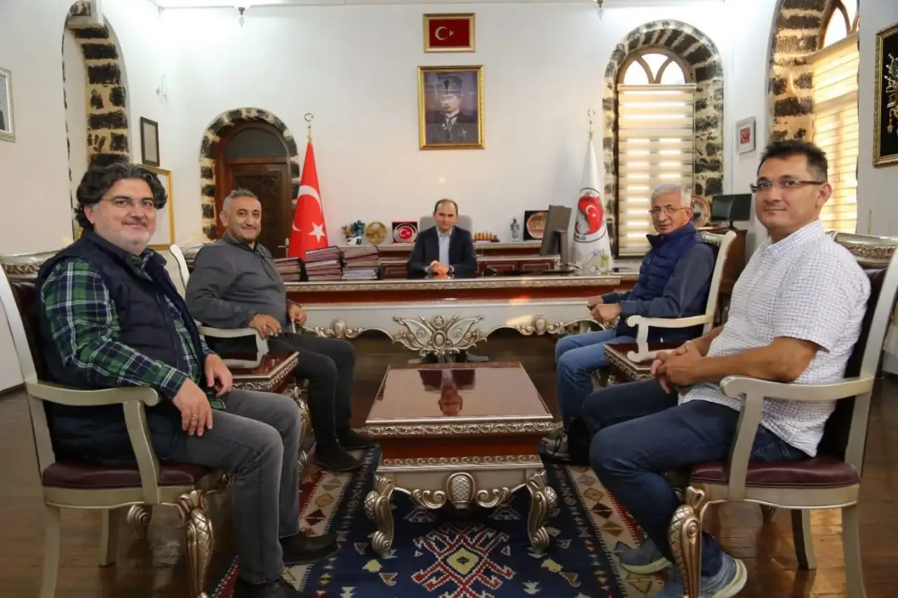 Bakanlığı Uzmanlarından Siverek Kaymakamı Salih Sak’a Önemli Ziyaret