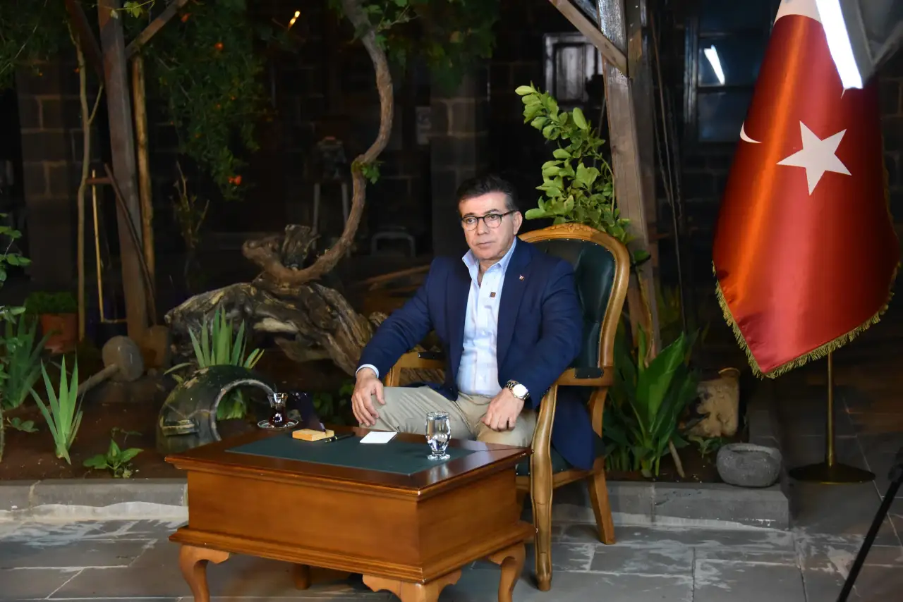 Başkan Bucak’tan 3 Dilde 'Terörsüz Türkiye' Mesajı