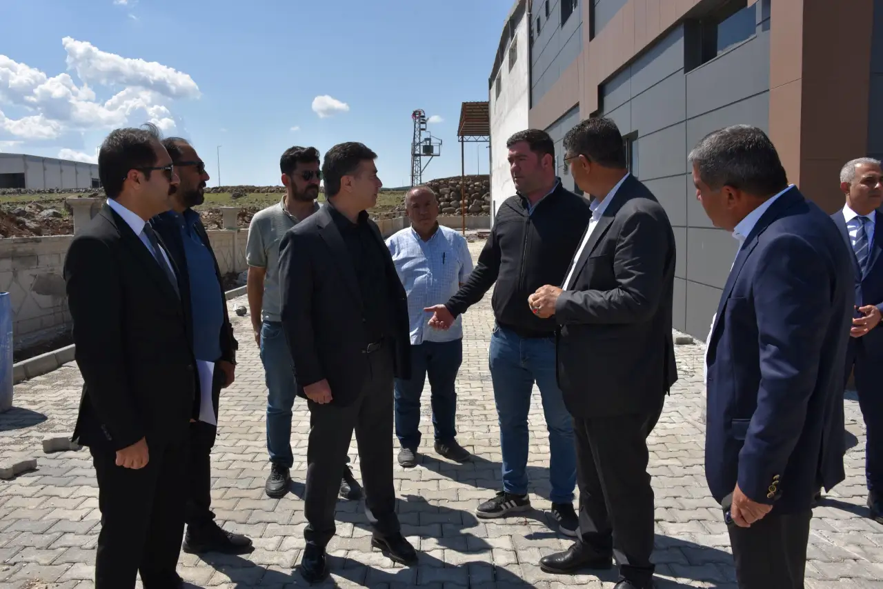 Başkan Bucak'tan Siverek OSB'ye Çıkarma