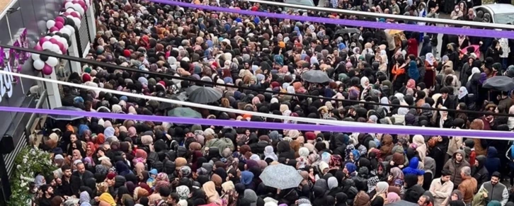 Batman'da Çeyiz Mağazasında İndirim İzdihamı: Vatandaşlar Birbirini Ezdi