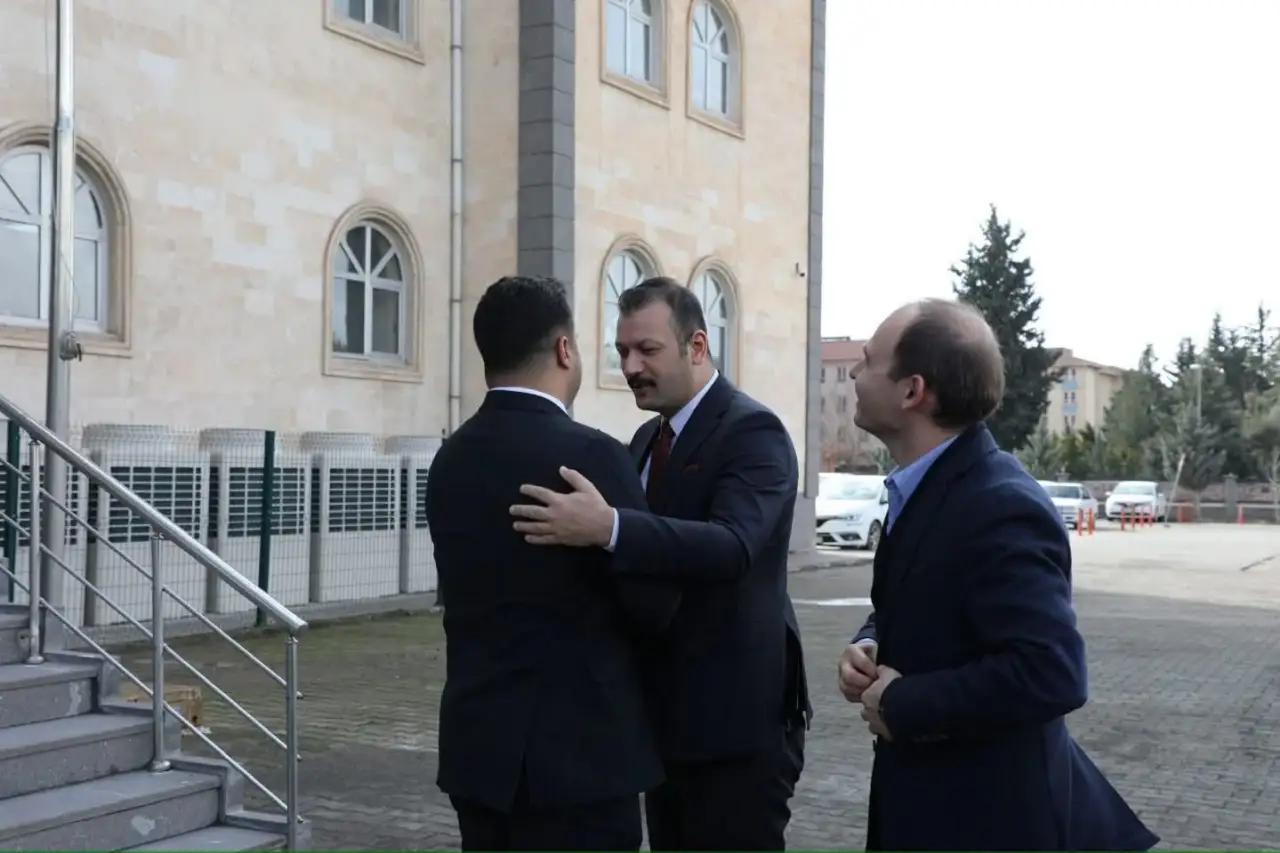 B&ouml;lgesel İş Birliği ve Nezaket: Siverek&rsquo;ten Viranşehir&rsquo;e &Uuml;st D&uuml;zey Ziyaret