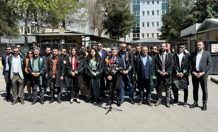 Diyarbakır Barosu'ndan Avukatlar Günü Basın Açıklaması