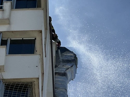Diyarbakır’da Restoranda Çıkan Yangın Korkuttu