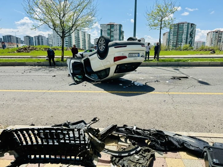 Diyarbakır'da Trafik Kazası: Altı Yaralı