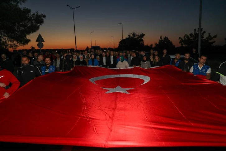 Diyarbakır'ın Tarihi Fetih Yürüyüşü ile 1385. Yıl Dönümü Kutlandı