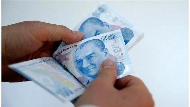 Emeklilerin Gözü Kulağı TBMM'de: Bayram İkramiyesi 3 Bin Lira Oluyor