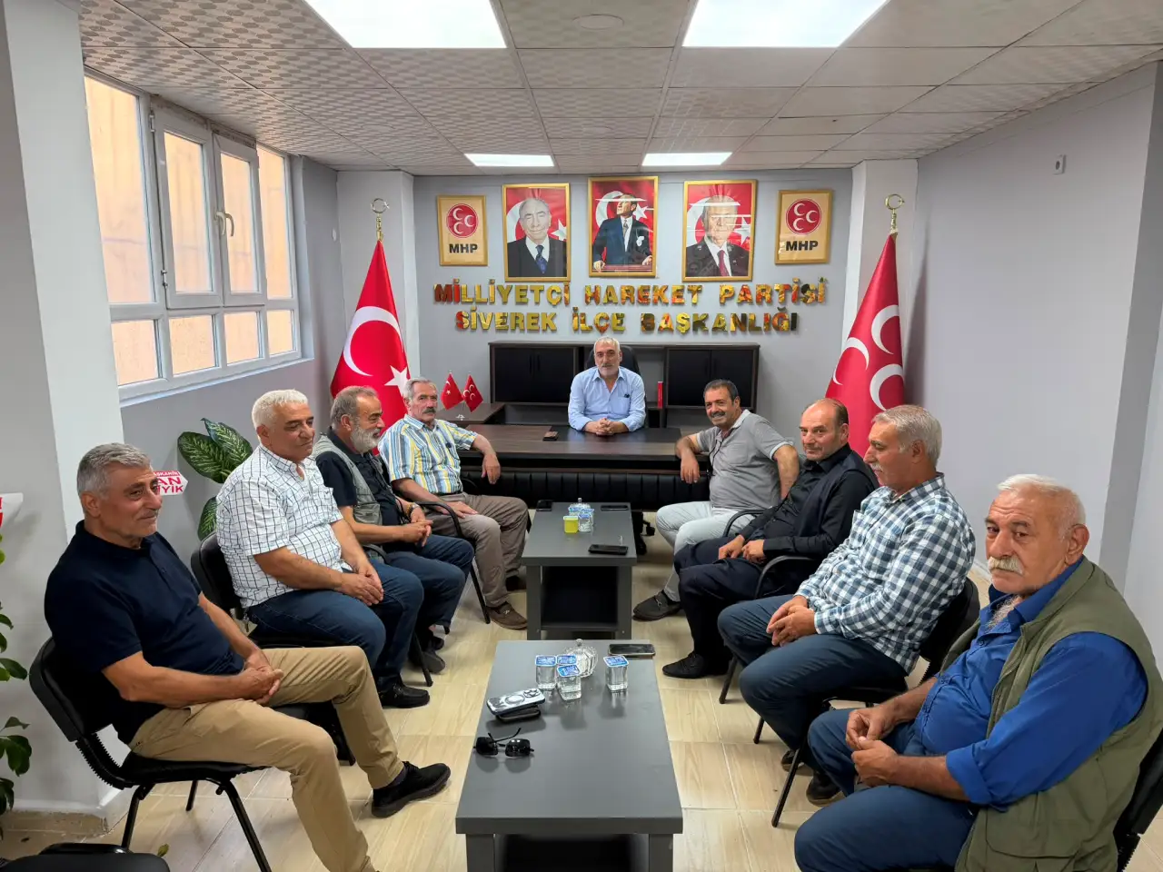 Eski Başkan Vekili Abikoğlu&rsquo;ndan MHP İl&ccedil;e Başkanı Mahmut G&uuml;lel&rsquo;e Ziyaret