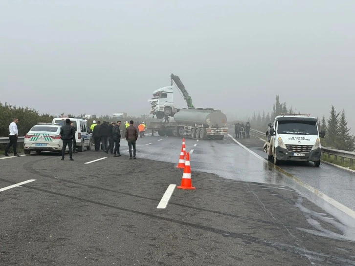 Gaziantep-Şanlıurfa Yolunda Zincirleme Trafik Kazası: 1 Yaralı