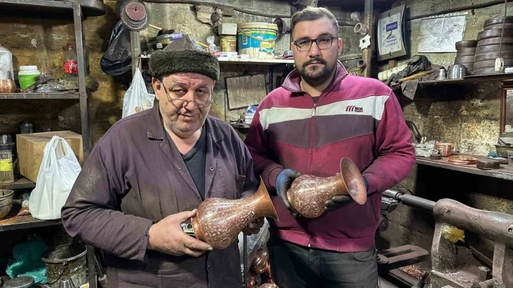 Gaziantep'te Bir Usta ve Oğlunun Kalaycılık Serüveni