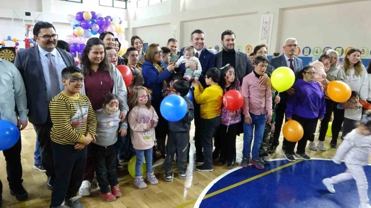 Gaziantep'te Down Sendromlu Çocuklar için Renkli Bir Gün