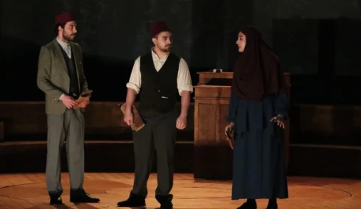Gaziantep'te "Cumhuriyet'e Doğru" Tiyatro Oyunu Sanatseverlerle Buluştu