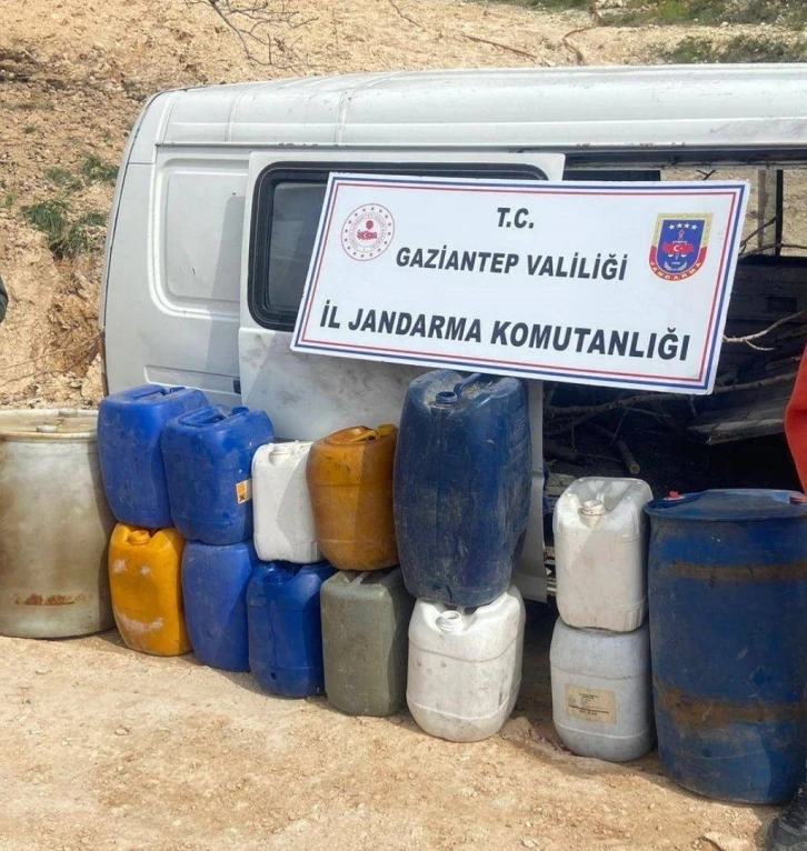 Gaziantep'te Yakıt Tankerinden Mazot Çalan Hırsızlara Suçüstü