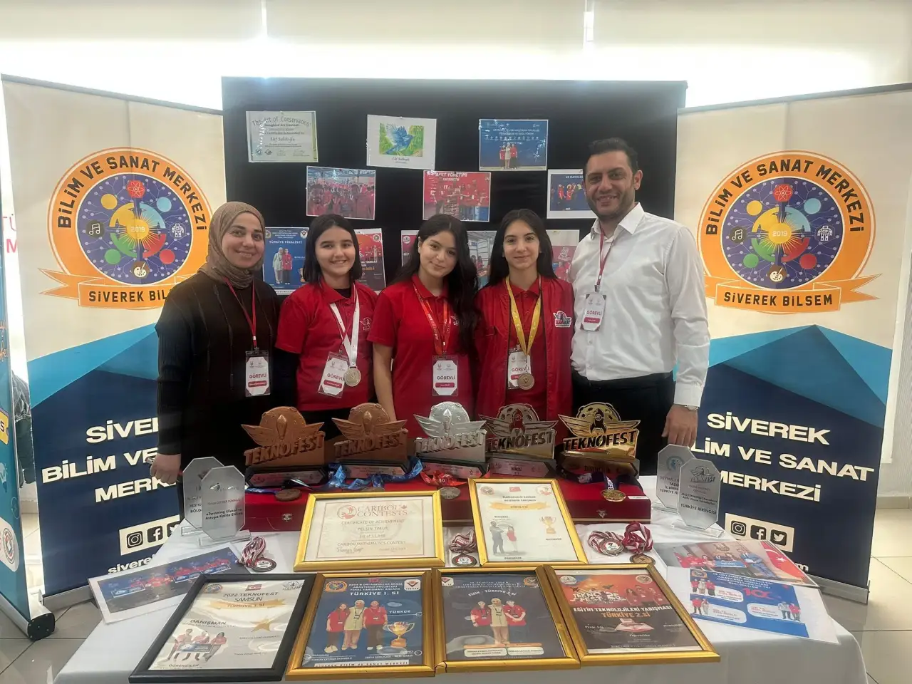 Geleceğin Bilim İnsanlarına Ayakta Alkış: Siverek BİLSEM Şanlıurfa Protokol&uuml;n&uuml; B&uuml;y&uuml;ledi!