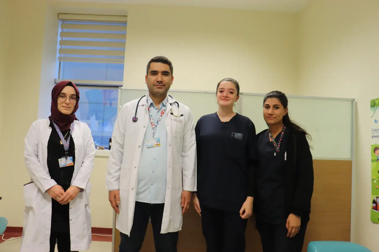 Kış Aylarında Çocuk Sağlığına Kritik Uyarı: Şanlıurfa'da Enfeksiyonlara Karşı Bağışıklık Nasıl Güçlendirilir?