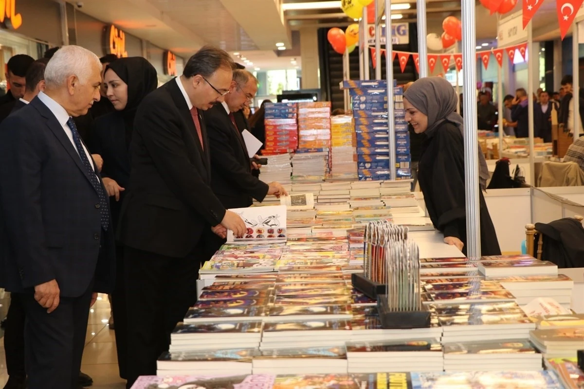 Kitap Fuarı 11. Kez Kapılarını Açıyor: Gençler Bu Kez Daha Fazla Okuyacak