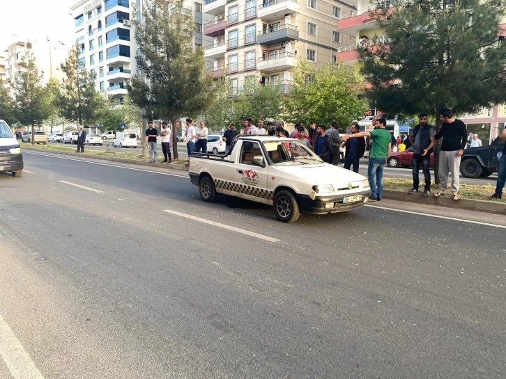 Mardin'de İki Ayrı Araç Tarafından Çarpmalar Sonucu Anne ve Kızı Ağır Yaralandı