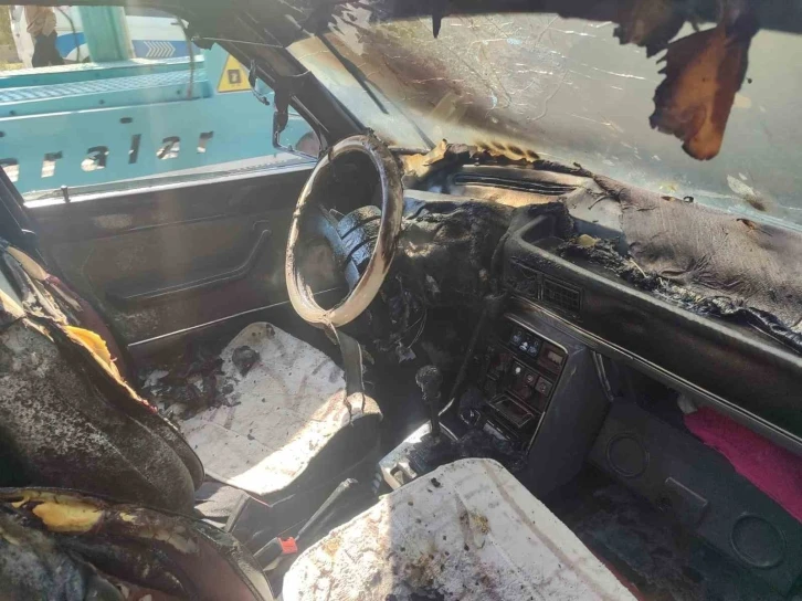 Mardin’de Seyir Halindeki Otomobil Alev Aldı