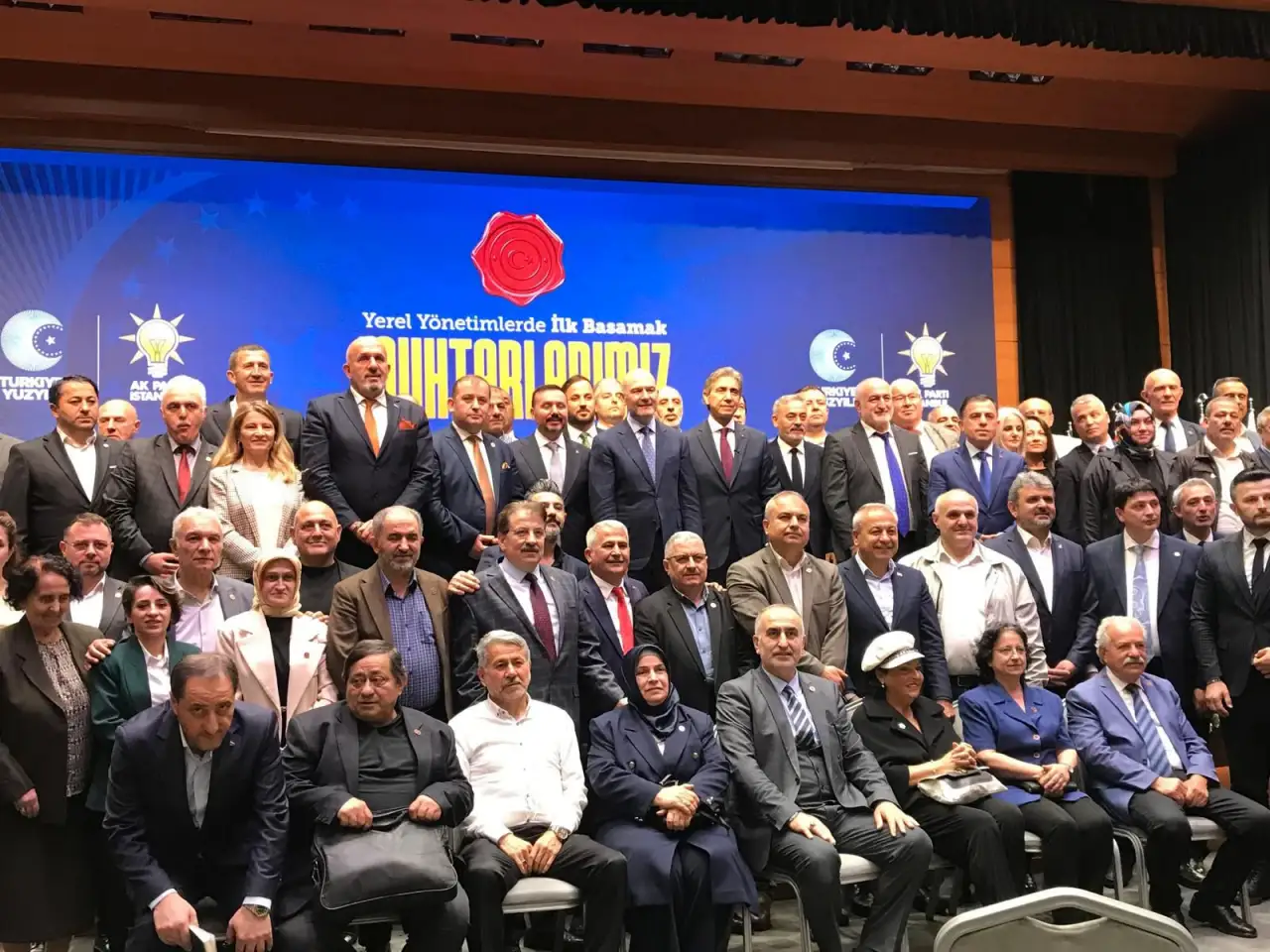 Muhtarlık Yasası Masaya Yatırıldı: Siyasiler ve Muhtarlar Yeni Yasa İ&ccedil;in Buluştu