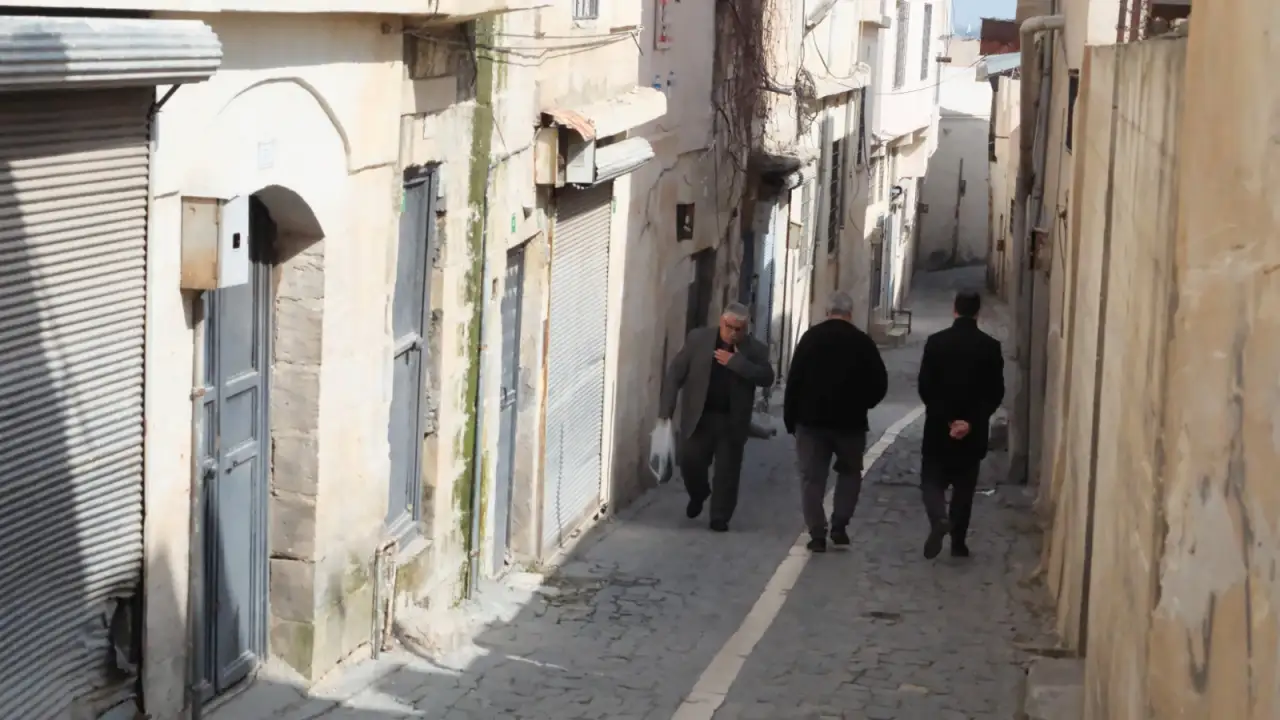 Urfa&rsquo;nın Tarihi Sokakları B&uuml;y&uuml;kşehir ile Işıldayacak: Gece Turizminde Yeni D&ouml;nem