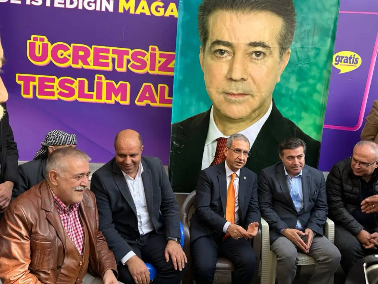Siverek'te  Seçim Hazırlıkları Hız Kazandı: AK Parti'den Yoğun Mesai