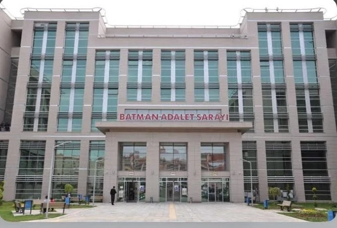  Okulda Sarsıcı Olay: Öğretmen Hakkında İstismar Suçlamasıyla Tutuklama