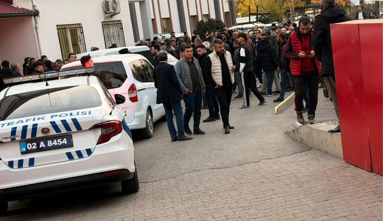 Otogar Yakınında Silahlı Kavga: 5 Kişi Yaralandı