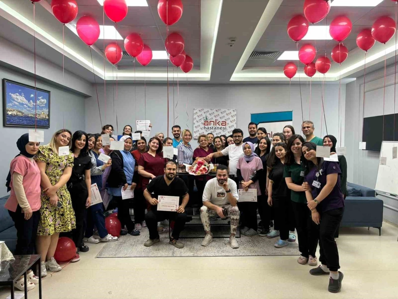 Özel ANKA Hastanesi’nde Hemşirelere Anlamlı Kutlama