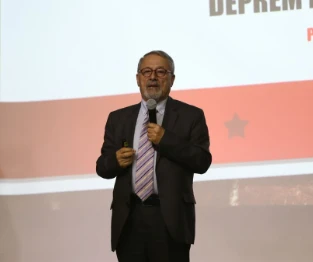 Prof. Dr. Naci Görür'den İskenderun'a Önemli Uyarılar: "Depreme Hazır mıyız?"