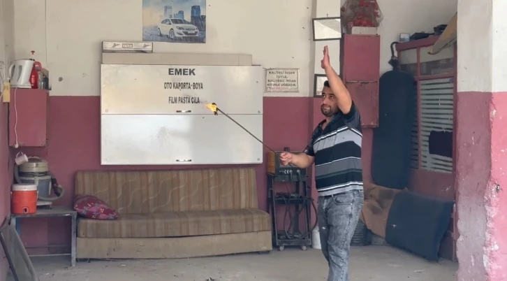 Şanlıurfa Ceylanpınar'da Arı İstilası: Esnaf Ne Yapacağını Şaşırdı