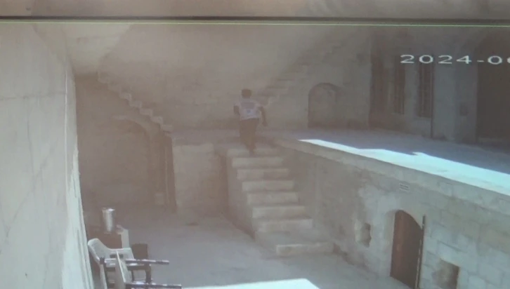 Şanlıurfa'da Kilise Hırsızlığı: Tarihi Şamdanlar Çalındı