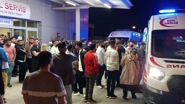 Şanlıurfa'da Maskeli Saldırgan Dehşeti: İki Kardeş Yaralı