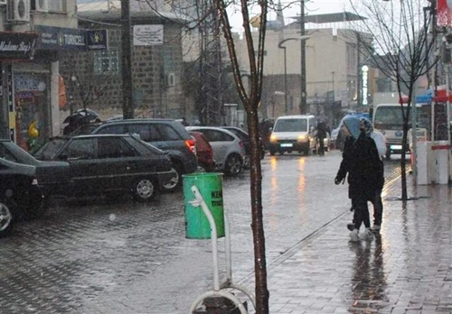 Şanlıurfa'nın Siverek İlçesinde Çiftçilerin Beklediği Yağış Geldi