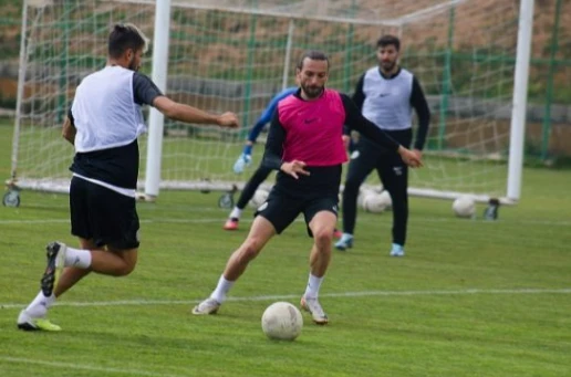 Şanlıurfaspor, Tuzlaspor ile Karşılaşma Öncesi Hazırlıklarını Sürdürüyor