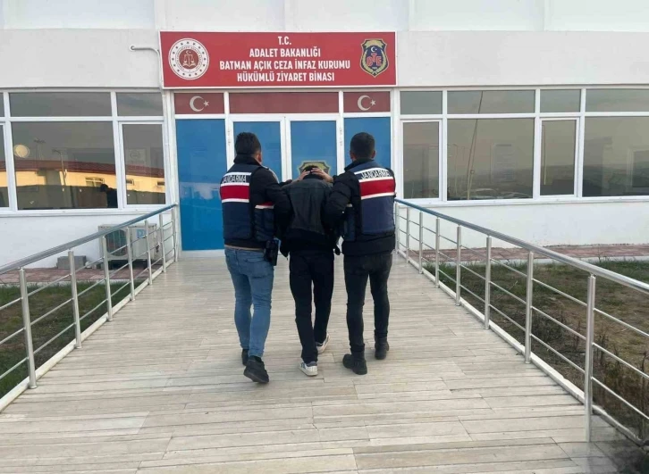 Siirt'te Silah Ticareti Operasyonu: Aranan Şahıs Yakalandı