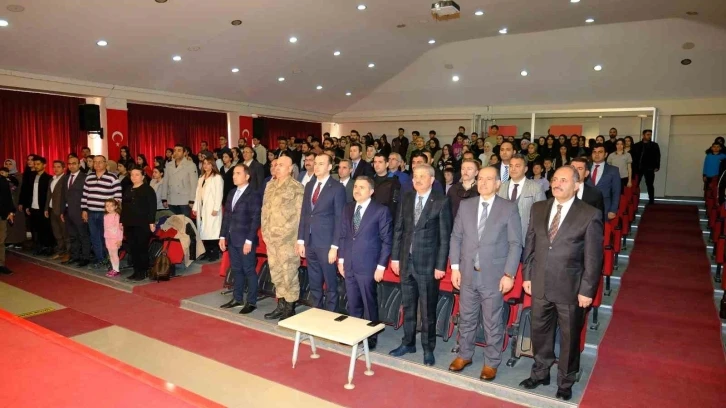 Şırnak’ta İstiklal Marşı'nın Kabulü ve Mehmet Akif Ersoy'u Anma Günü Programı Düzenlendi