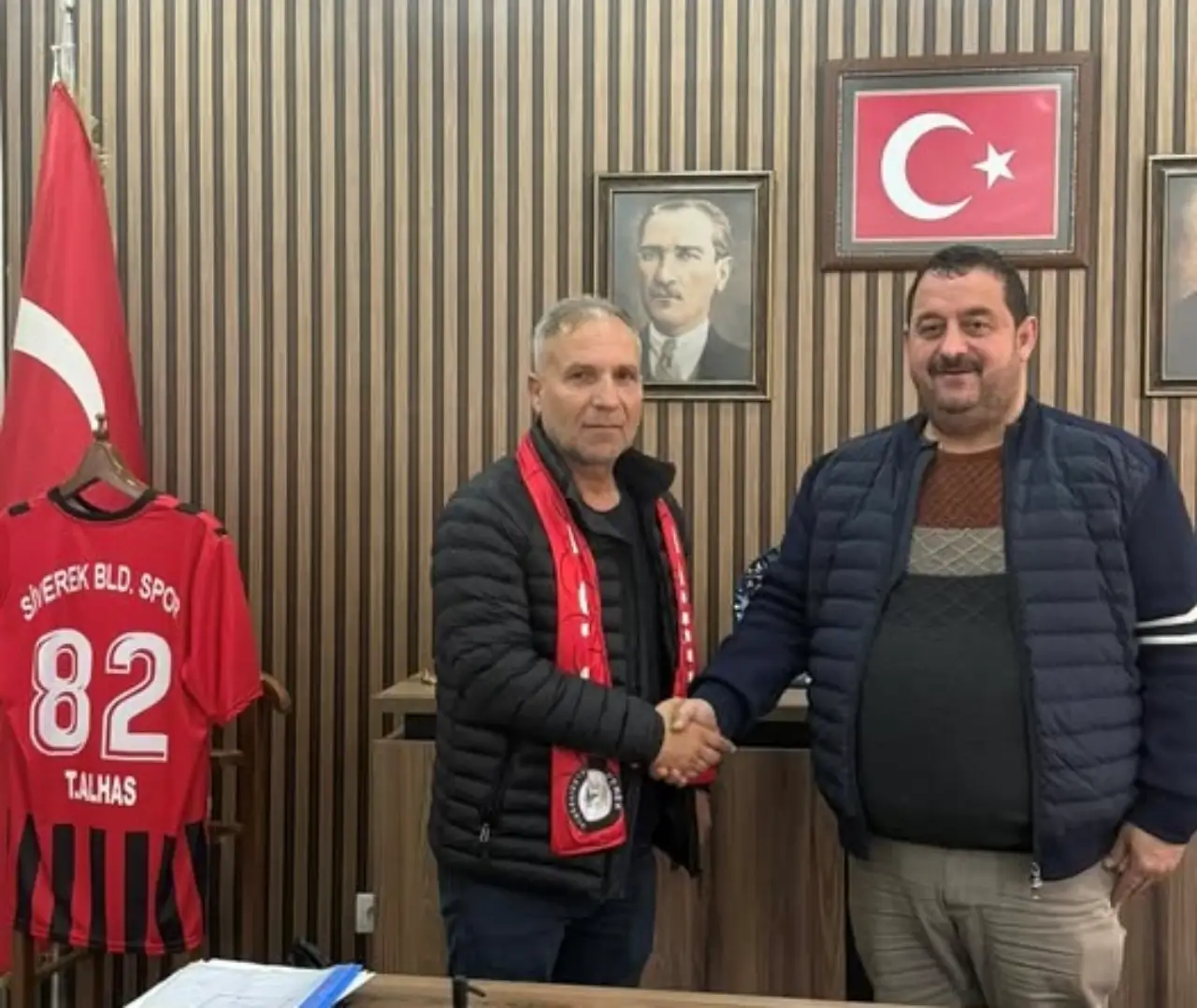 Siverek Belediyespor&rsquo;da Şampiyonluk Ateşi Yeniden Yanıyor: Faruk T&uuml;rk Geri D&ouml;nd&uuml;