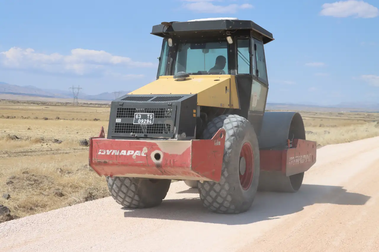 Siverek'te 7,5 Kilometrelik Yol Çalışması Başladı