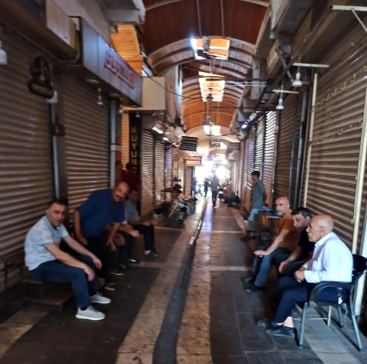 Siverek’te Esnaf ve Çiftçi DEDAŞ Kesintilerine Tepkili