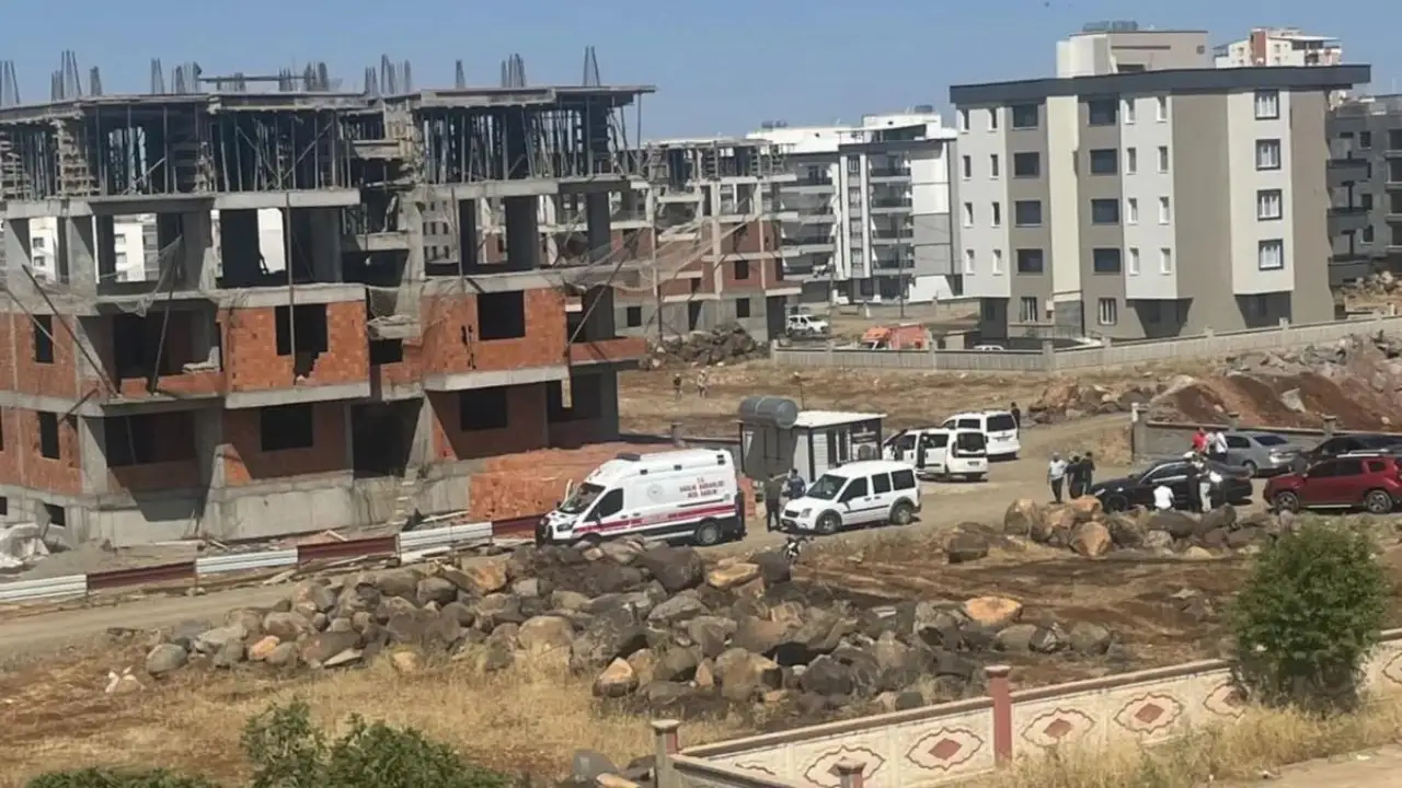 Siverek’te Kuyumcu ve Müteahhitten Şok İntihar