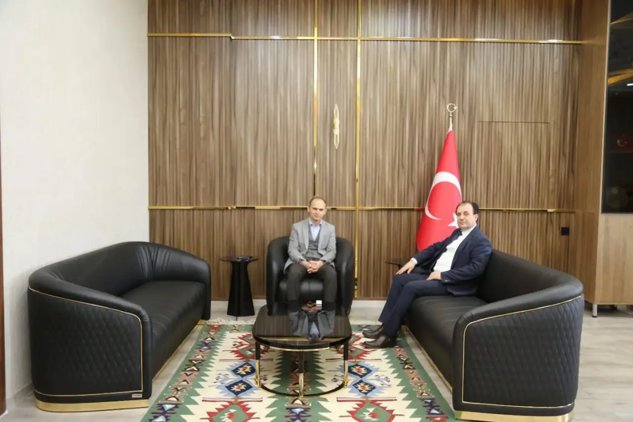 Siverek&rsquo;te &Ouml;nemli Buluşma: Mustafa Veysel G&uuml;lpınar&rsquo;dan Kaymakam Sak&rsquo;a Nezaket Ziyareti!