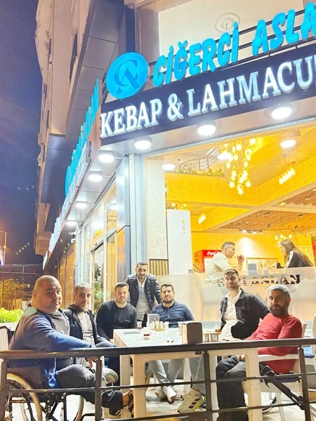 Siverek’te Örnek Davranış: Aslan Ciğer Salonu, Siverek Engelli Basketbol Takımına Ciğer İkram Etti